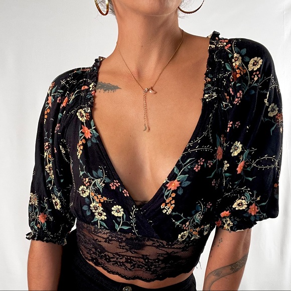 Urban outfitters floral lace crop blouse